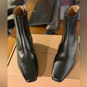 Ankle Boots with side zipper